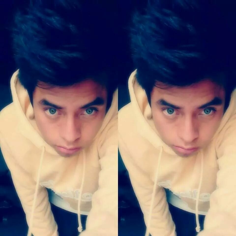 Un loco mas en este planeta, alegre, sencillo, risueño, feliz de vivir! Mi estandarte de vida Amor y Fe!!