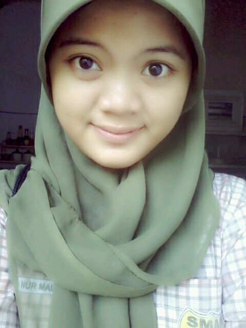 Instagram : @malikahzoh || ask.fm : malikahzoh || path : privacy (: