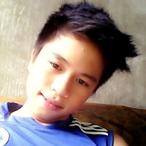 I'm always happy when people surrounds me is respecting my personality!!! :)
