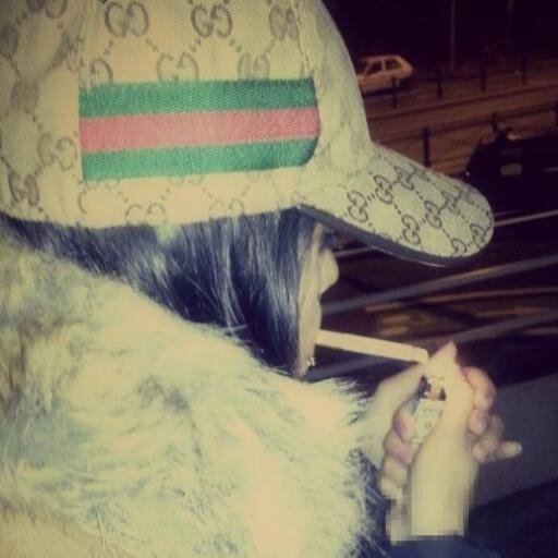 Jaii ocune peine jte pike ton glosss #TEAMYANISLEBG
fb: snap:alexia-94 insta:alexiadsullis♥♥ ∞