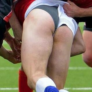 Lover of big portions. Rugby fan with an unhealthy interest in props. Connoisseur of fine wedgies. I'm a 'glass is half full with a crack in it' sort of guy