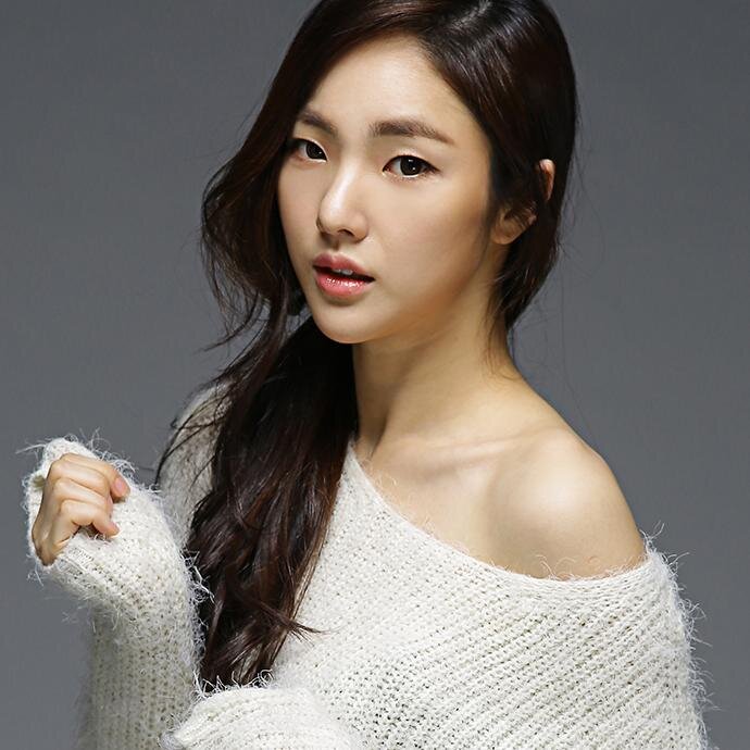 배우 박아인입니다~^^