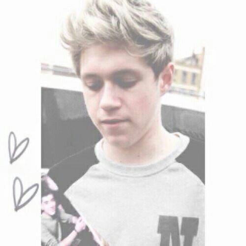 °●•°○• my favorite color is nialls eyes •○°•●° ~24-06-'14~