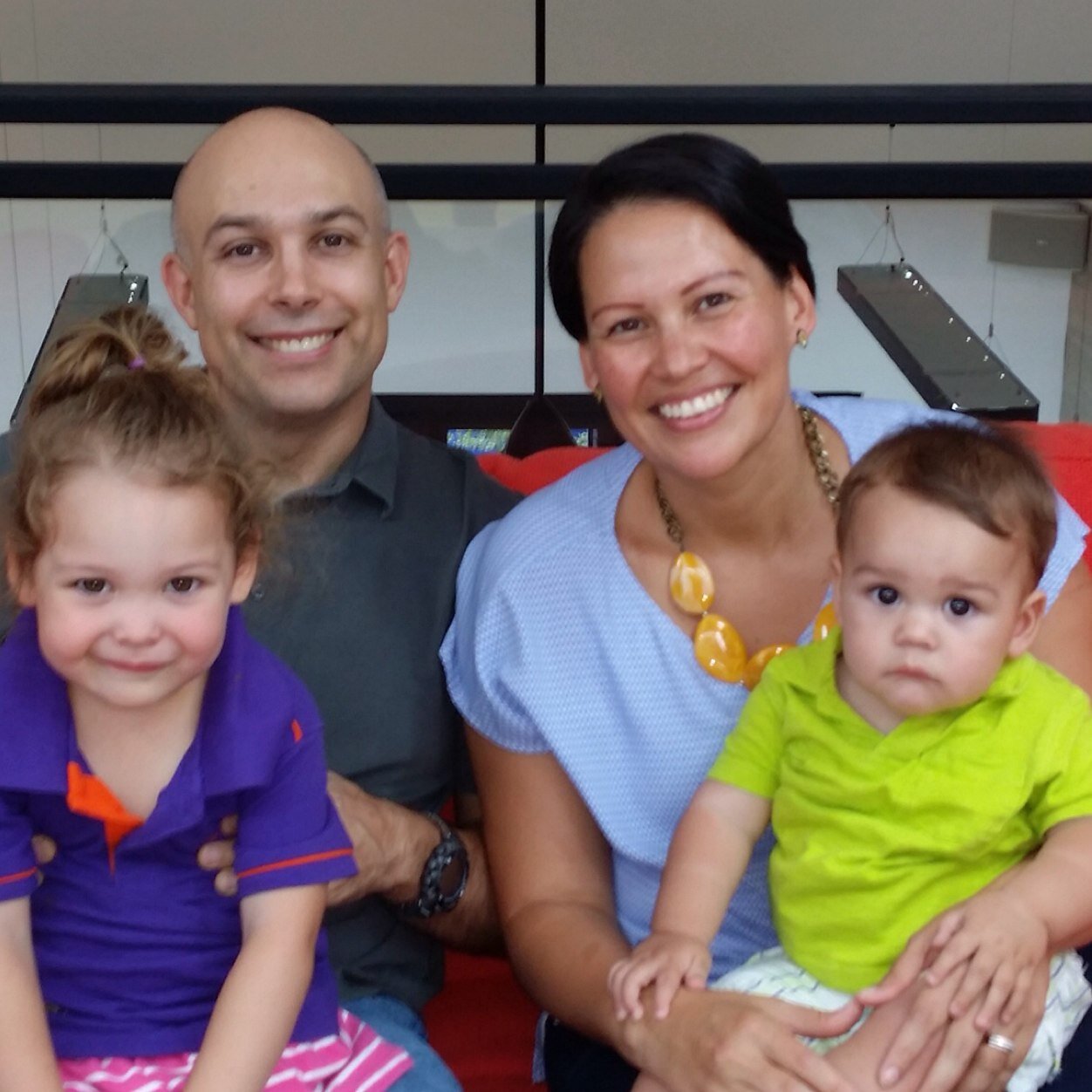 American mum in West London trying to find #workthatworks by retraining with #digitalmums