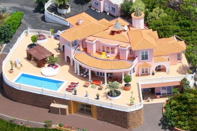 Пожалуйста, внимательно изучите наш сайт, как Ваш источник недвижимости на сказочно-солнечном  острове Тенерифе Канарские острова Испания.