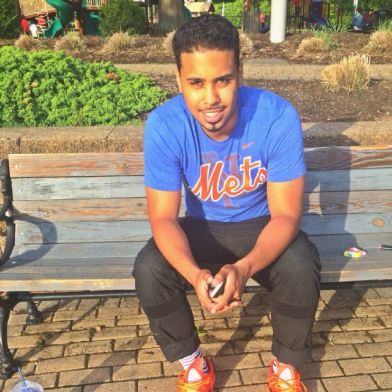 Dr3amVille's profile picture. I tweet fast, & often. I probably won't take what you say serious! “Our greatest glory іѕ nоt іn nеvеr falling, but іn rising еvеrу time wе fall.” #TeamHeat