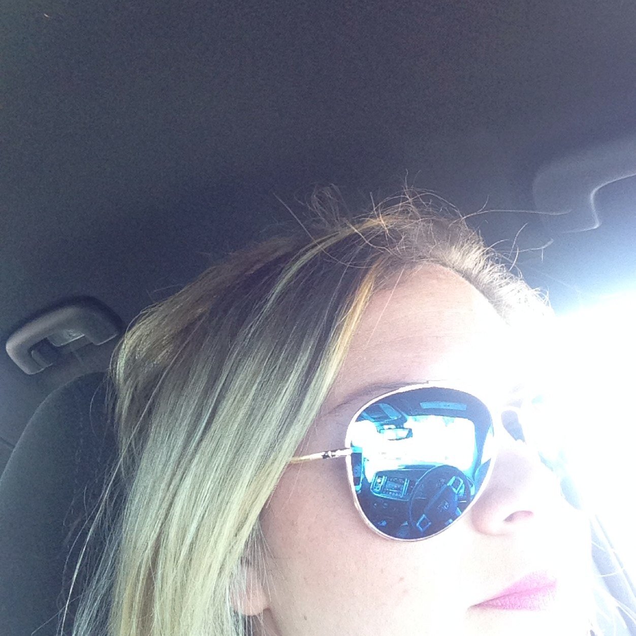 Californian living in Canada - Loves: Social Media, Travelling, Reality TV & All Things Irish. Toronto/Campbellville