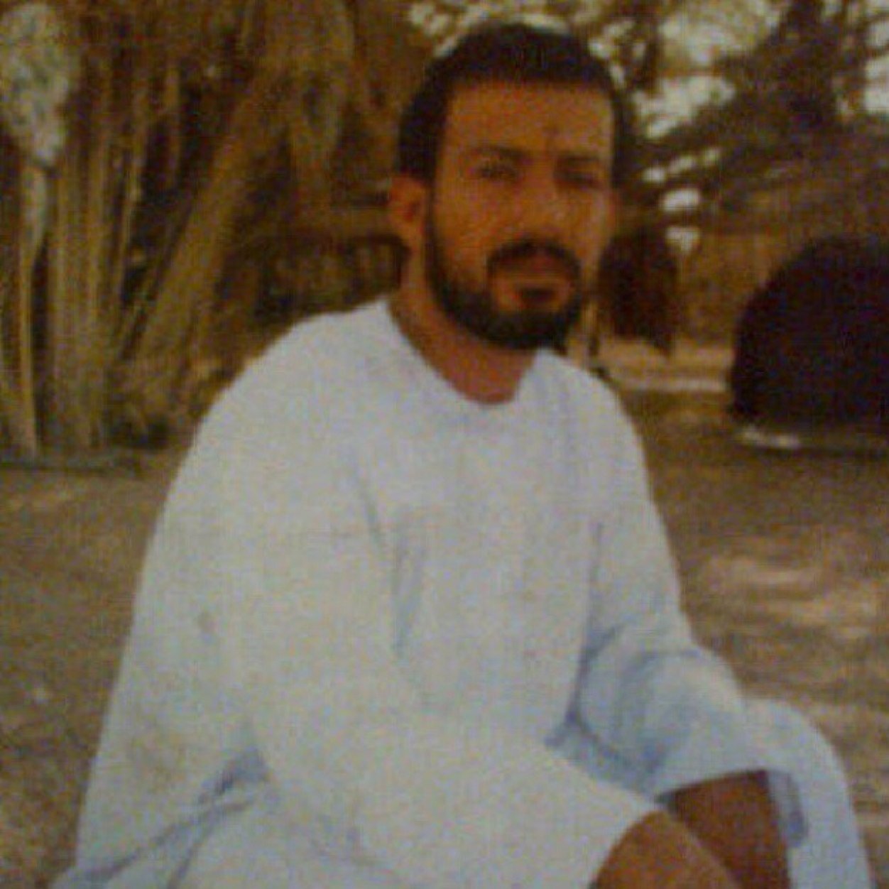 / يسرني ويشرفني متابعتكم