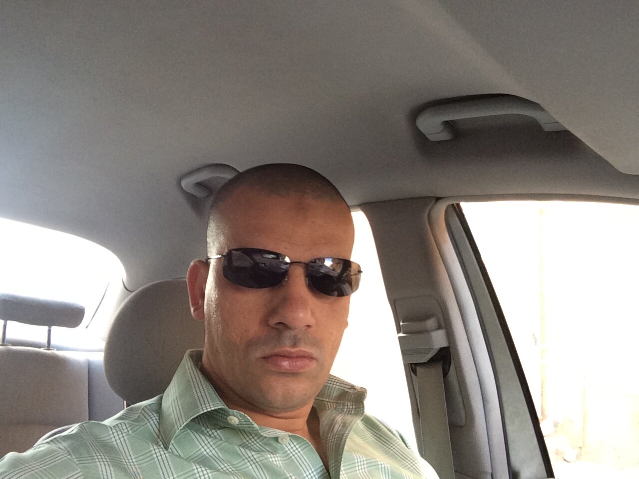 LibyanVin's profile picture. I love the Messenger of Allah Muhammad the Prophet, and I love my country very much, and my wife and my son, I love all the arts and I love Italian shoes Italia