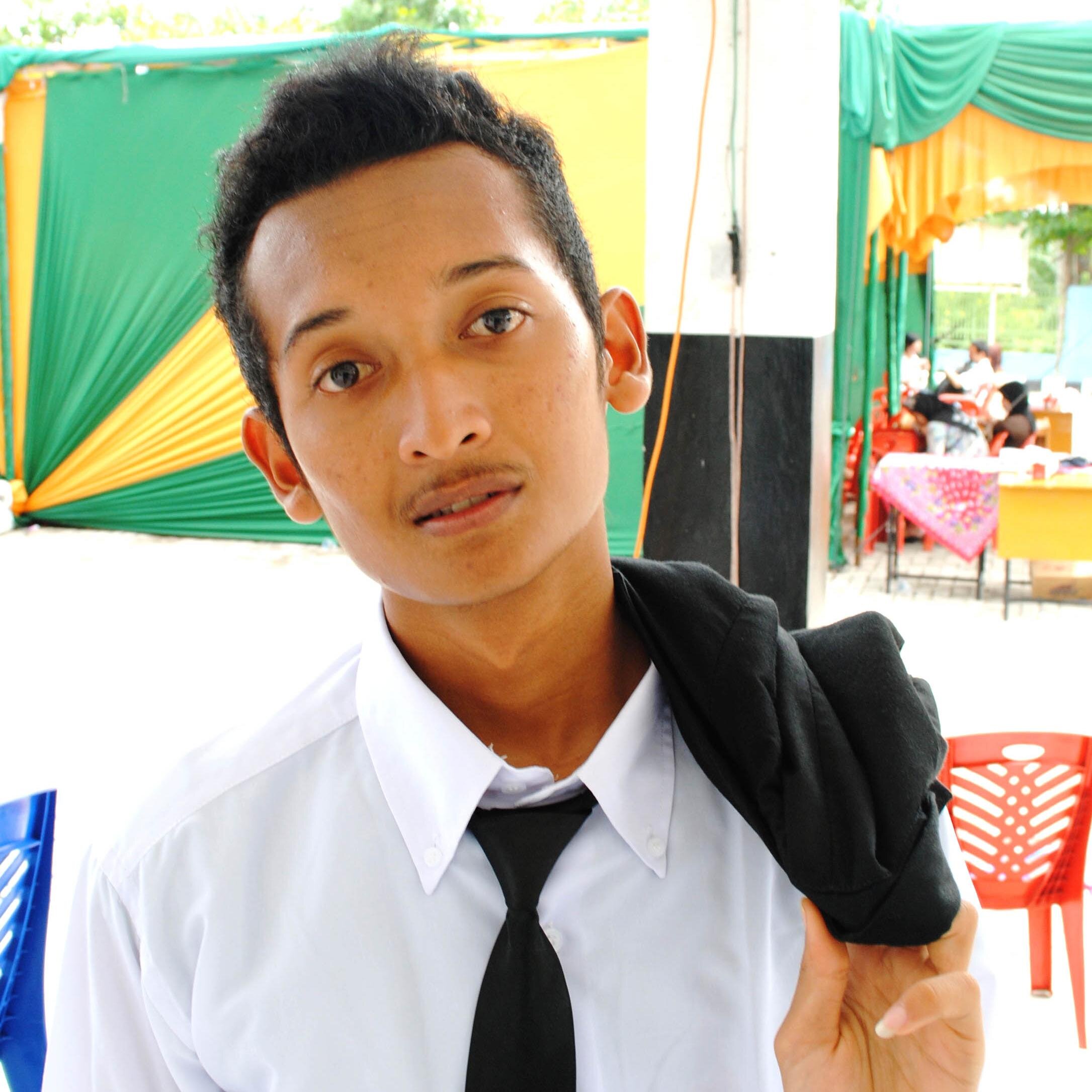 │Rio Rizki Adityawarman | Brondong Muda |
Prichil siltami yasetia | Basketball |☻ VHS 7 PEKANBARU | XII TKJ 2☺
Follback, Mention me! ☀