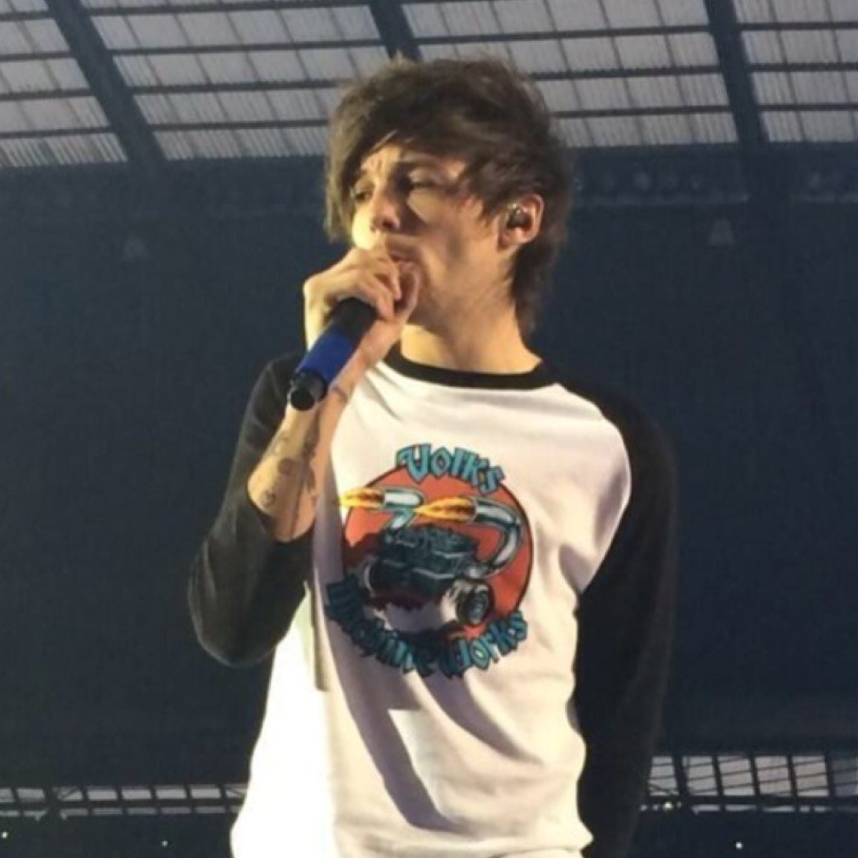 1Dlouis23's profile picture. There are only two ways to live your life. One is as though nothing is a miracle. The other is as though everything is a miracle. BELIEVE.