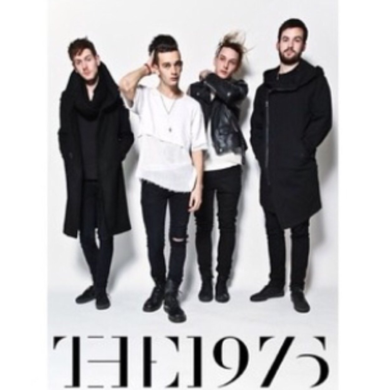 I_Love_the_1975's profile picture. // ⚫️⚪️The 1975⚫️⚪️ //