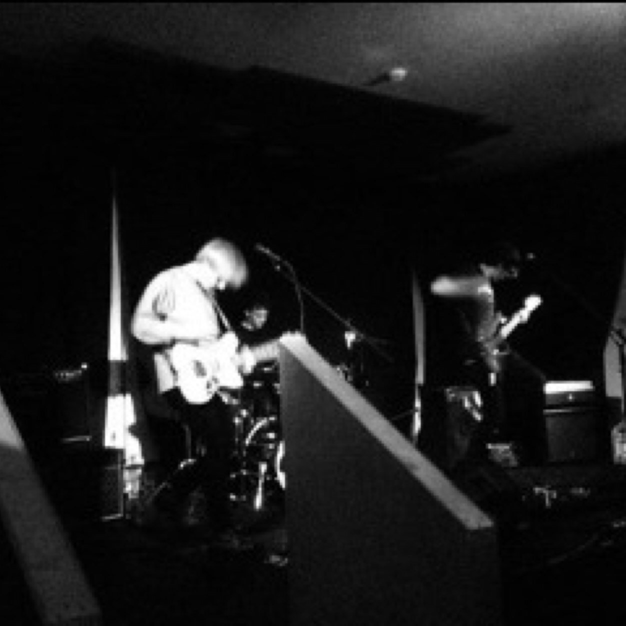 Three piece band from Sunderland. Shiftin' through your brain.