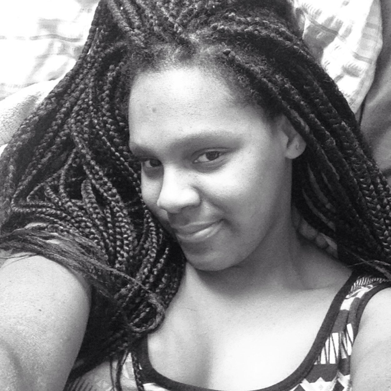 DezireDizzy's profile picture. I got ma prom dress xx