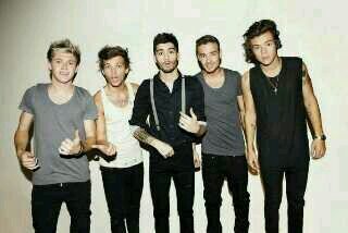 I Love @Real_Liam_Payne, future Mrs.Payne but he doesn't know it yet Jijiji :P