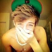 Hiiiiiiiiii. Cute as a B***** every single one of you.