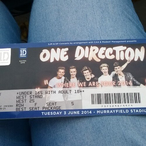 Freya #1D #5SOS are the best follow if u agree