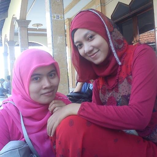 dzahwok's profile picture. just wanna try to life as a coconut tress. . ^_^