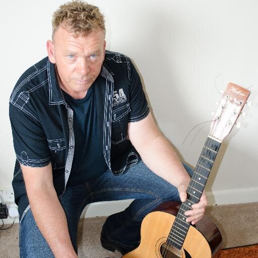 Country music singer/songwriter