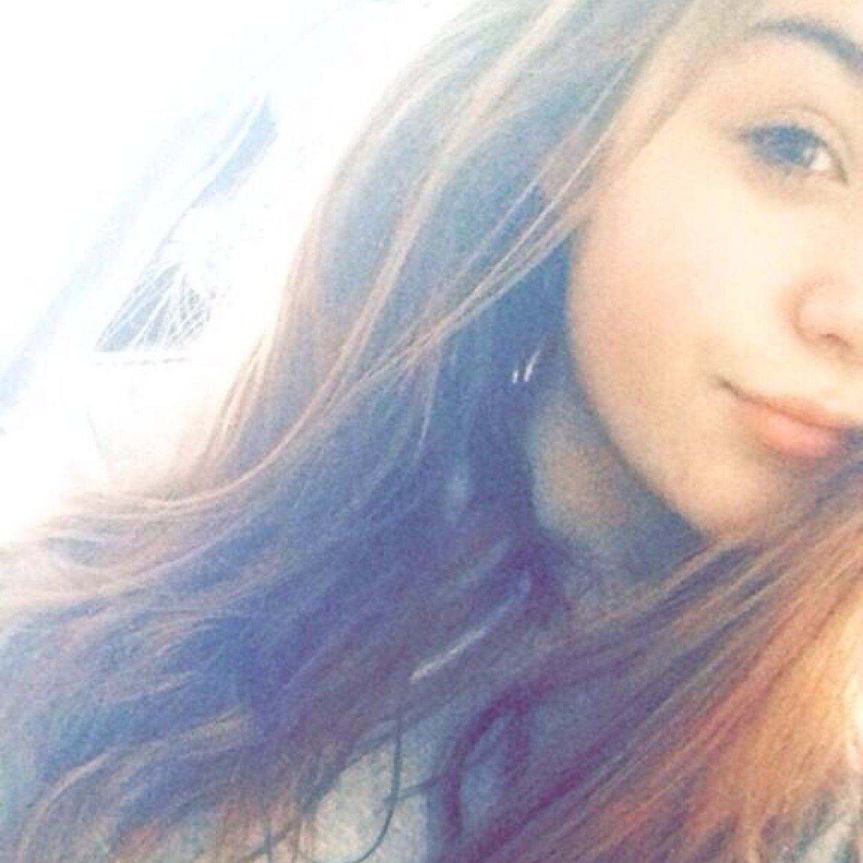 clomayxoxo's profile picture. 