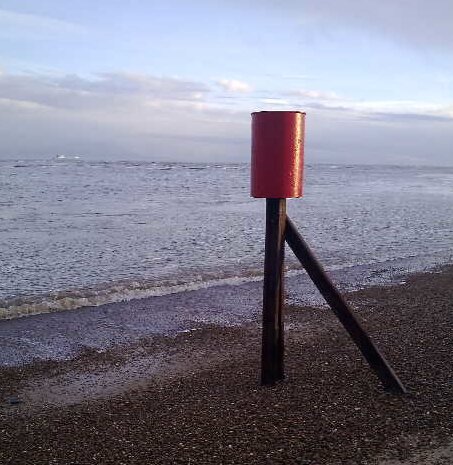 Navigation advice and local information for the River Deben Estuary in Suffolk, UK.