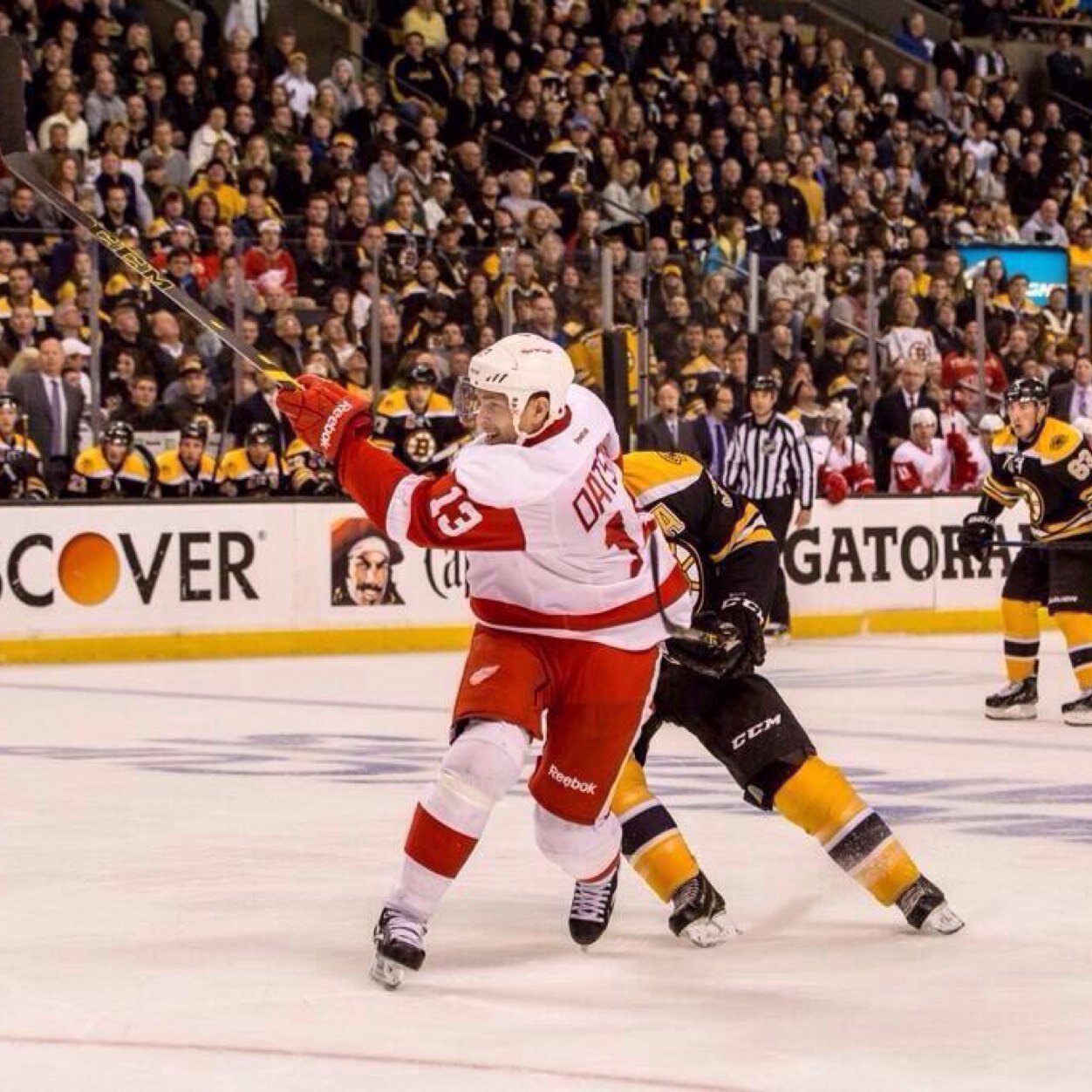 Just a basic guy from nova scotia. Long time wings fan and hardcore NHL 14 player