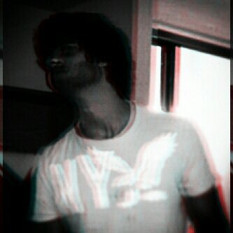 ‏‏‏‏‏اسسمي بدرر اعشقق الي يققول لي بروو_بييد الزبده ععمري 19 واحبب التعارف وتسذا واحبب البناتت -امززح امزحح- تبي شوفني انا الي بالعرض والي حاب يجي خاص -يجججي-