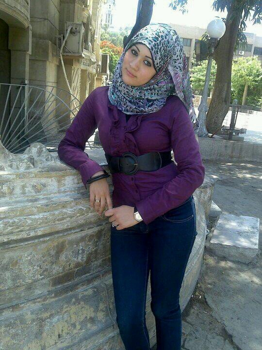 ‏‏‏همسة
 التوفيق خير قائد، وحسن الخلق خير قرين، والعقل خير صاحب، والأدب خير ميراث علي بن ابي طالب (عليه السلام)