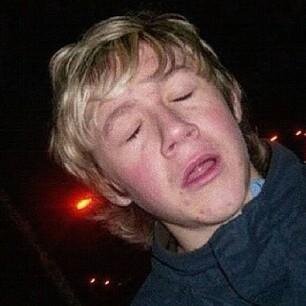 ofniallnbooty's profile picture. saved- @nialldaqueen