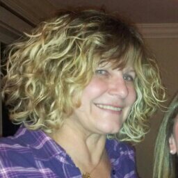 dianarobar's profile picture. 