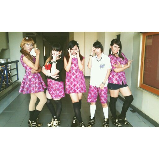 Official_Bratz's profile picture. 『BRATZ』ｆ（ｘ）Dance Cover from Indonesia. ☆ @MabushiEnt ☆ members?fav. CP : 089654273435/ 22A0FF3