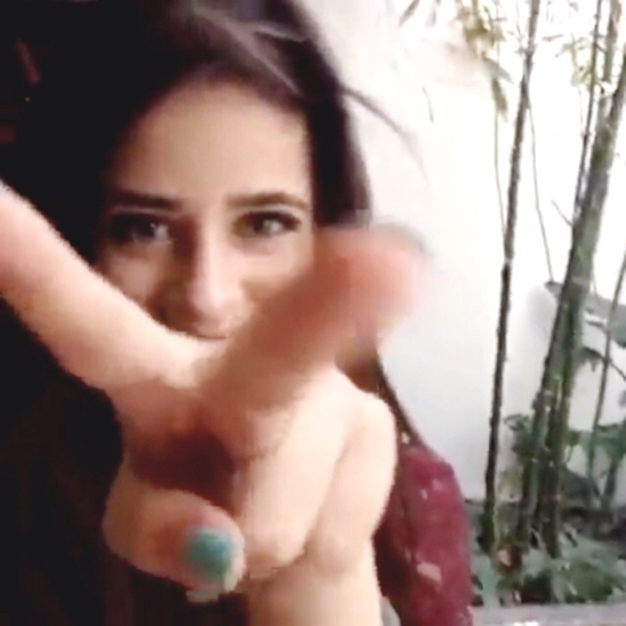 this is a free follow!!!! follow @80sfilmlauren :)