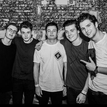@HouseofLionsHOL is an awesome british band, and we're here to support them.  You can watch their 1est single here https://t.co/QYYLSxfv16
