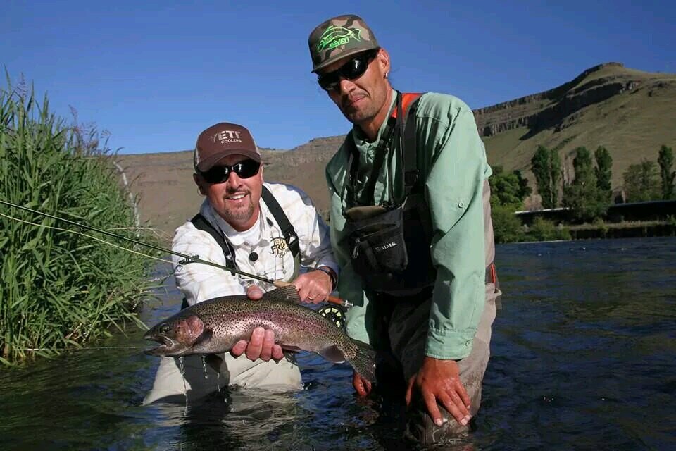 Guided fishing tours on 30 + miles of private access on the west bank of the lower Deschutes River. Fish our side as few people get to on the reservation side.