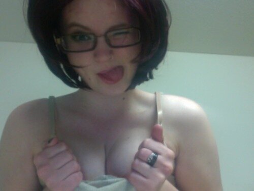 Daisy_x9's profile picture. 20. Camgirl. MFC. ELM. http://t.co/ifeN1WCCvg