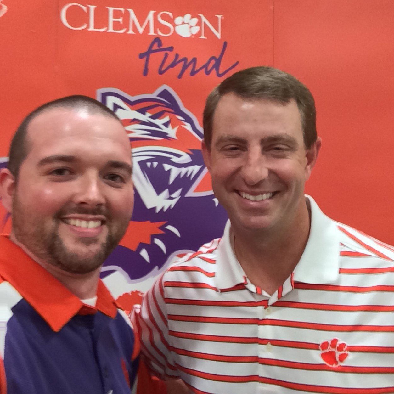 Telesales New Business Representative with http://t.co/2SZyS9vqXs, Love spending time with family and going to Clemson football games. Tweets are my own.