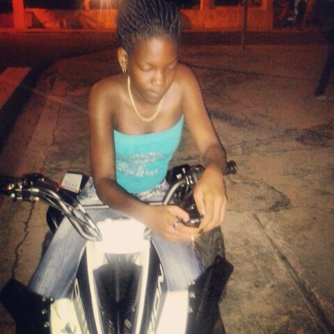 HEY TOI LA CHINOIIZE? !
#WAP_WAP #Team_Belles_Negresse
LOVE DANCE ♥♥
#TeamRouge CH4 !! $$$