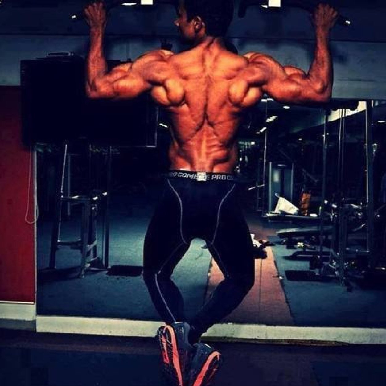 Worldfitfam's profile picture. 