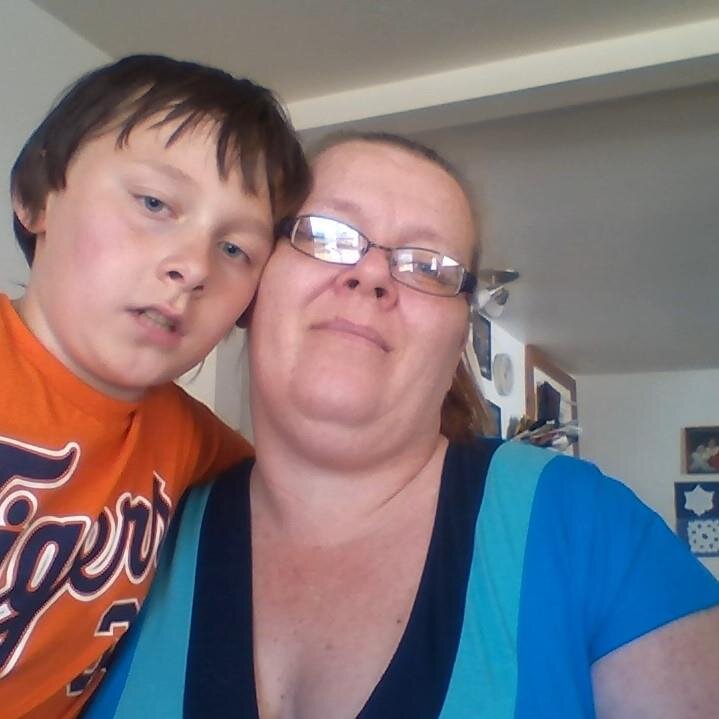 myshroom91's profile picture. I am a mom of 3. I have 2 grandchildren, which makes me a very busy person. I am not able to work at this time because I am getting ready to have a back surgery