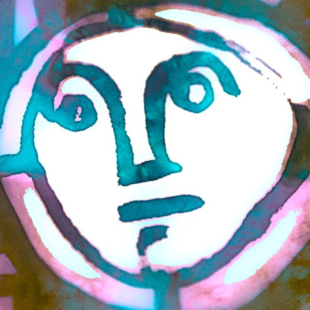 Robynski32's profile picture. 