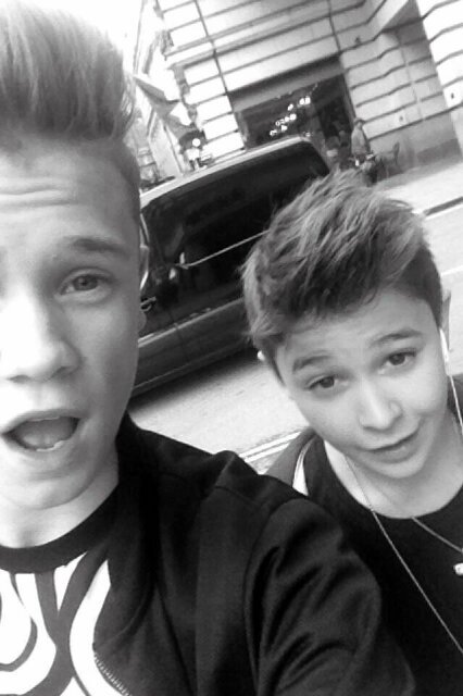 @BarsAndMelody luv uuuu xxxxxx