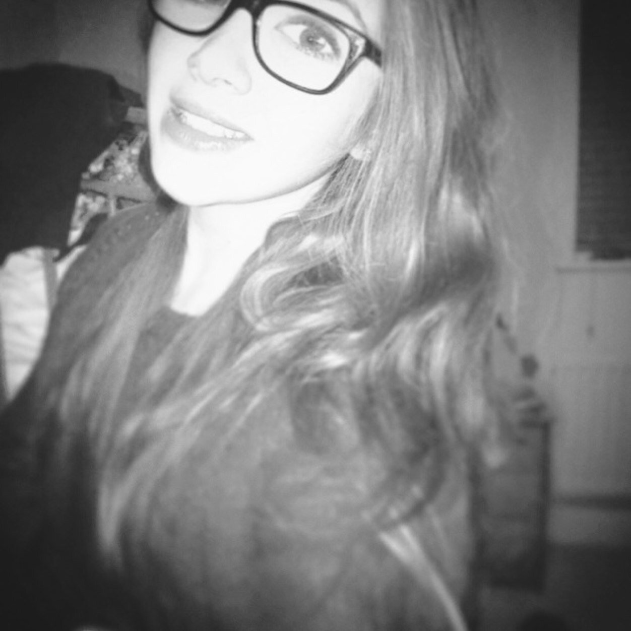 Izzyapril's profile picture. 16 & Tumblr is crushing this