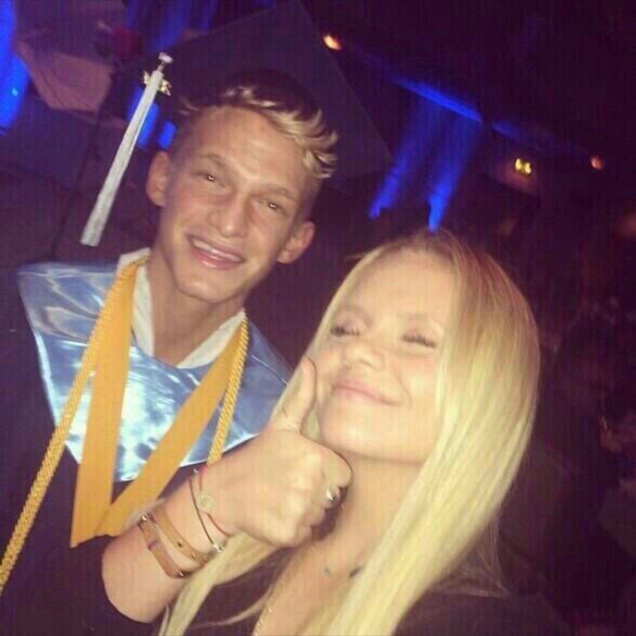 Alli and Cody Simpson are my inspirations! | Angel since '10 | PLEASE HELP BRING CODY TO TEXAS