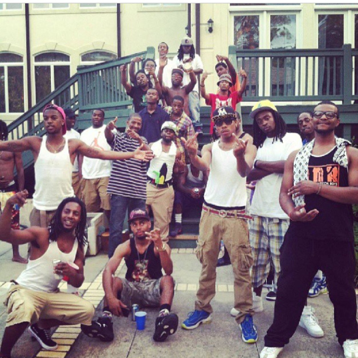 DungeonBoy5's profile picture. {R}iva5ide{D}ungeon{B}oy5 Founded By @Lag_BCM Rap/Hip-Hop Group From Columbia SC For Booking: GlennBurton41@yahoo.com FREE JAY