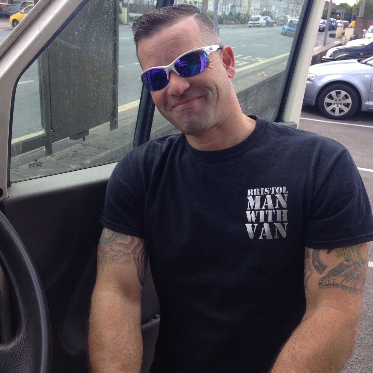 VanWith's profile picture. established two companies in 2007 http://t.co/3AhcvxSDBW .uk and http://t.co/LD80gGPCjG good old fashioned reliable service