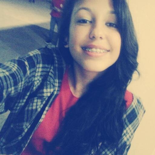 Sou mais gostosa que uma lasanha 2bjs u.u