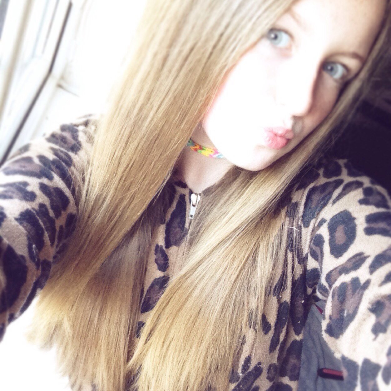 13| from ireland, follow me i follow back⭐️