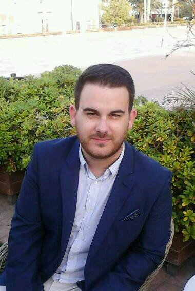 AlbertoHernnd's profile picture. Economist & World Citizen