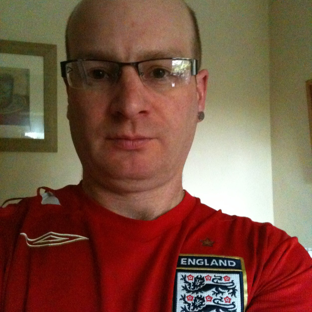 PhilipHammers's profile picture. Car machanic west ham fan and animal lover