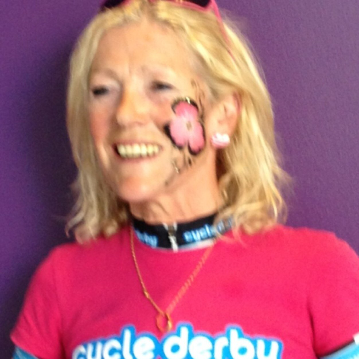 Cyclist @MerciaCC. Trainer & coach @Cycle_Derby. Track coach @derby_arena. Mother-of-three, Grandy of 2. Finally world's no.1 #Archers fan. That's it ..